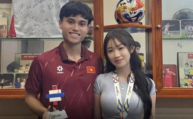 Biểu tượng chiếc khiên bảo vệ với khóa, tượng trưng cho hệ thống bảo mật an toàn của 36win hiện đang mở